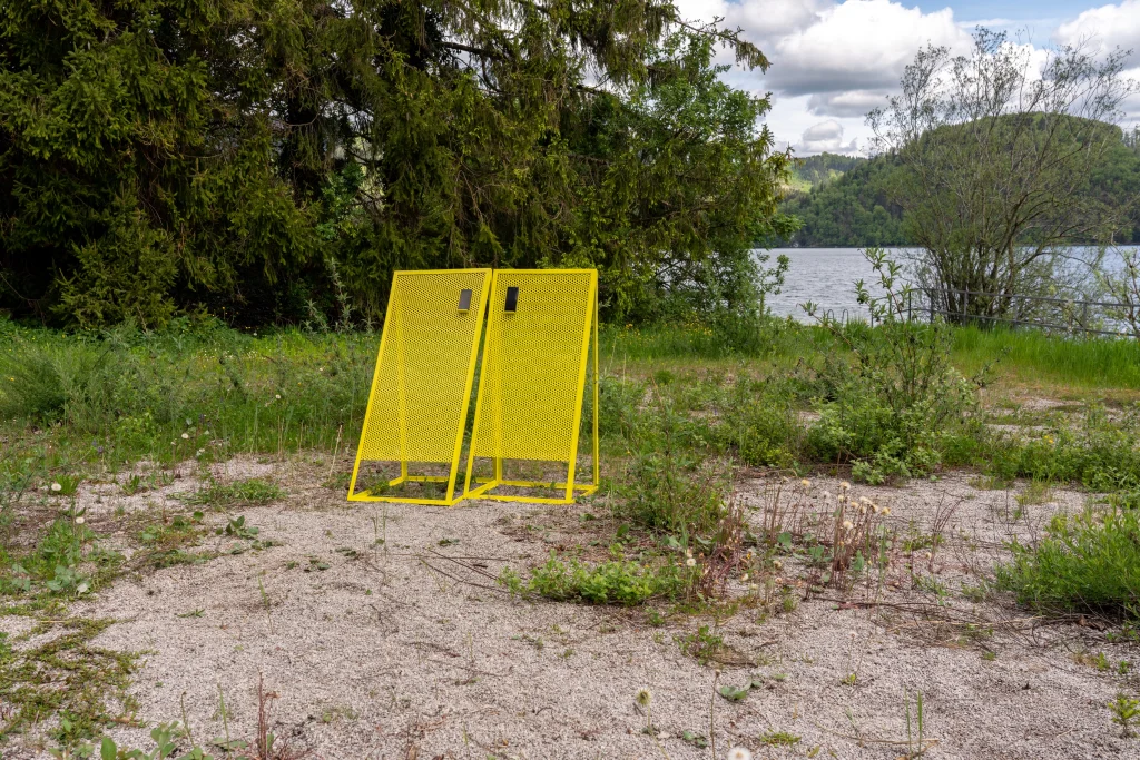 The Golden Pixel Cooperative, Installationsansichten „Techno Scapes”, Mobile Kino-Installation, St. Gilgen, 2021, Fotos: Lisa Truttmann