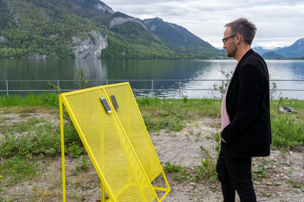 The Golden Pixel Cooperative, Installationsansichten „Techno Scapes”, Mobile Kino-Installation, St. Gilgen, 2021, Fotos: Lisa Truttmann