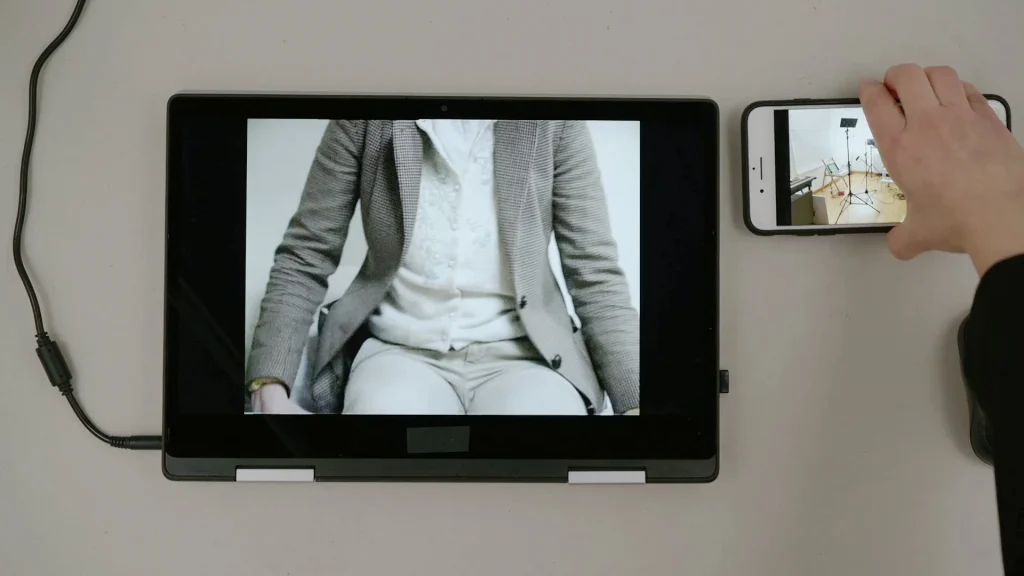 The Golden Pixel Cooperative, Filmstills aus Moderation „Screen Matters - The Screen as a Place of Work”, Online-Symposium, The GPC Online Screen, 2022