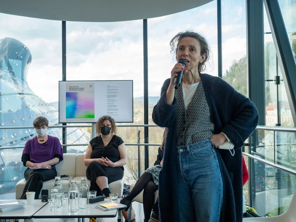 The Golden Pixel Cooperative „Buchpräsentation im Rahmen der Diagonale’22”, Kunsthaus Graz, 2022, Begrüßungsrede von Katrin Trantow, Foto: Miae Son