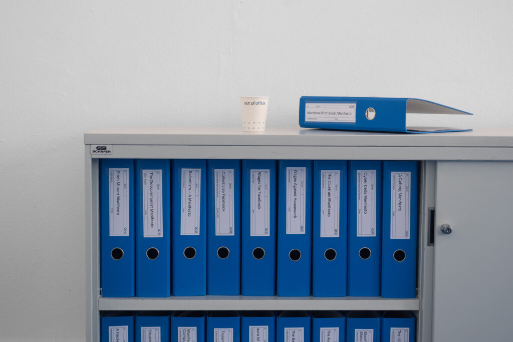 Installationsansicht, „out of office”, Medienwerkstatt Wien, 2023, Foto: Miae Son