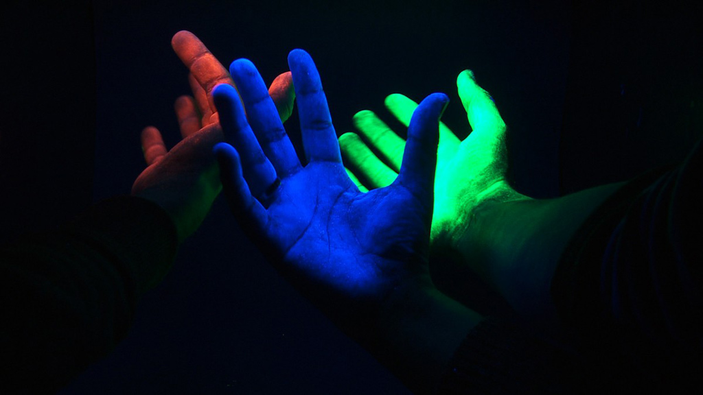 Lisa Rave, Filmstill aus „Europium”, 2014