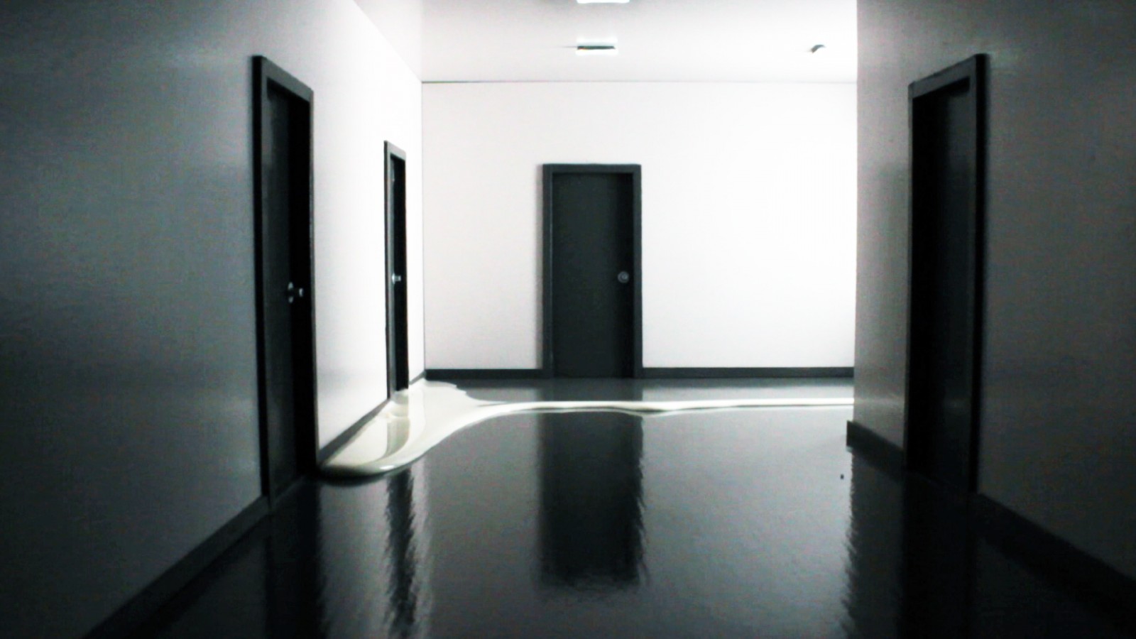 01_sick_building-1600x900 (1)