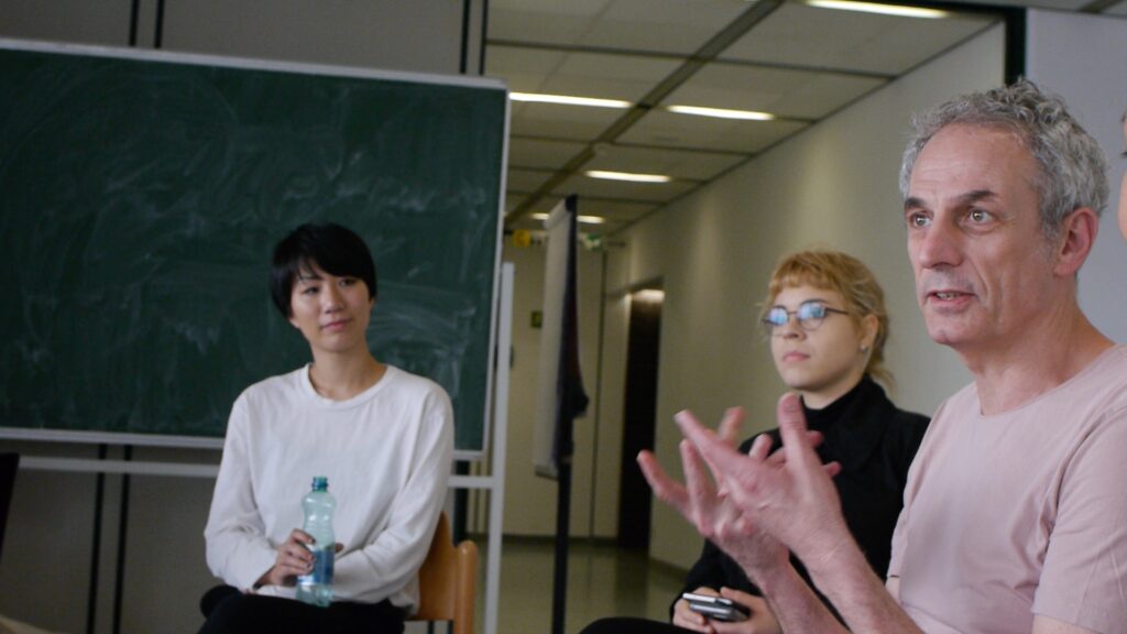 Xavier le Roy / Scarlet Yu, Workshop, „« Still Untitled » (2017 ) Still Alive im Rahmen von ‚Verhältnisse‘“ (Wien, 2018)“, Akademie der bildenden Künste Wien, 2018, Foto: Miae Son