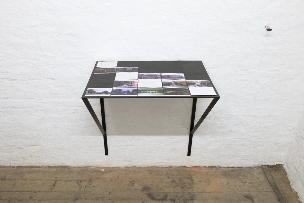 Ausstellungsansicht, „Frozen Frame / Turning Frame“, Pinacoteca, Wien, 2015. Christiana Perschon, „xx“. Foto: Thomas Ries