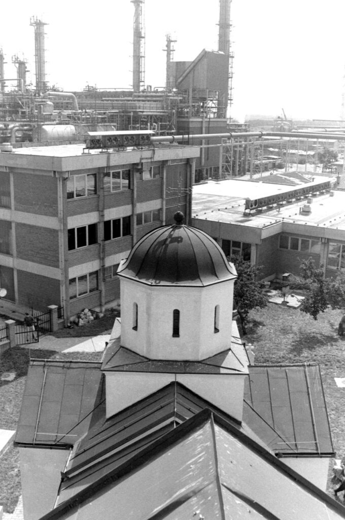 Manastir Vojlovica, Rafinerija Pancevo
Foto:Zoran Jovanovic Maccak/Vecernje novosti