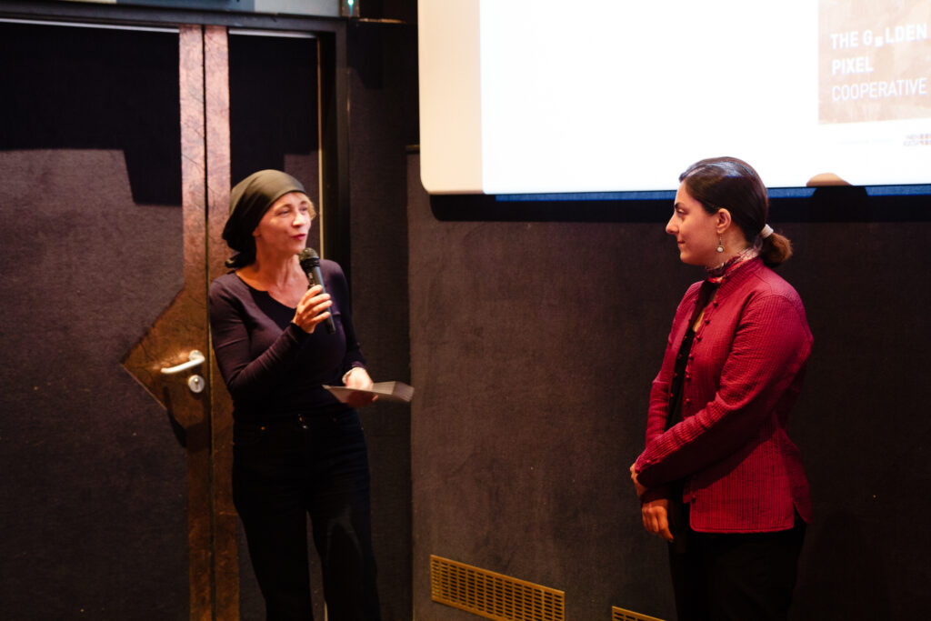 The Golden Pixel Cooperative, „Jene Tage”, Screenings und Vorträge, Foto: The Golden Pixel Cooperative