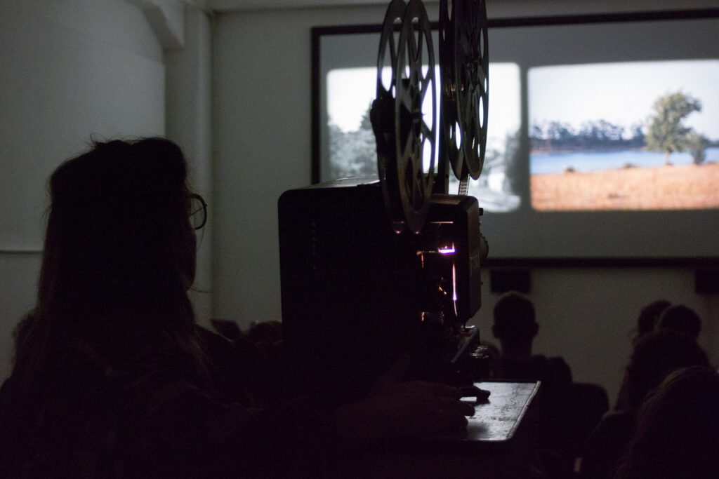 Vortrag Sílvia das Fadas, „Auguries for a Non-Hierarchical Framing and Flourishing“, Symposium „Framed Existences“, 2019