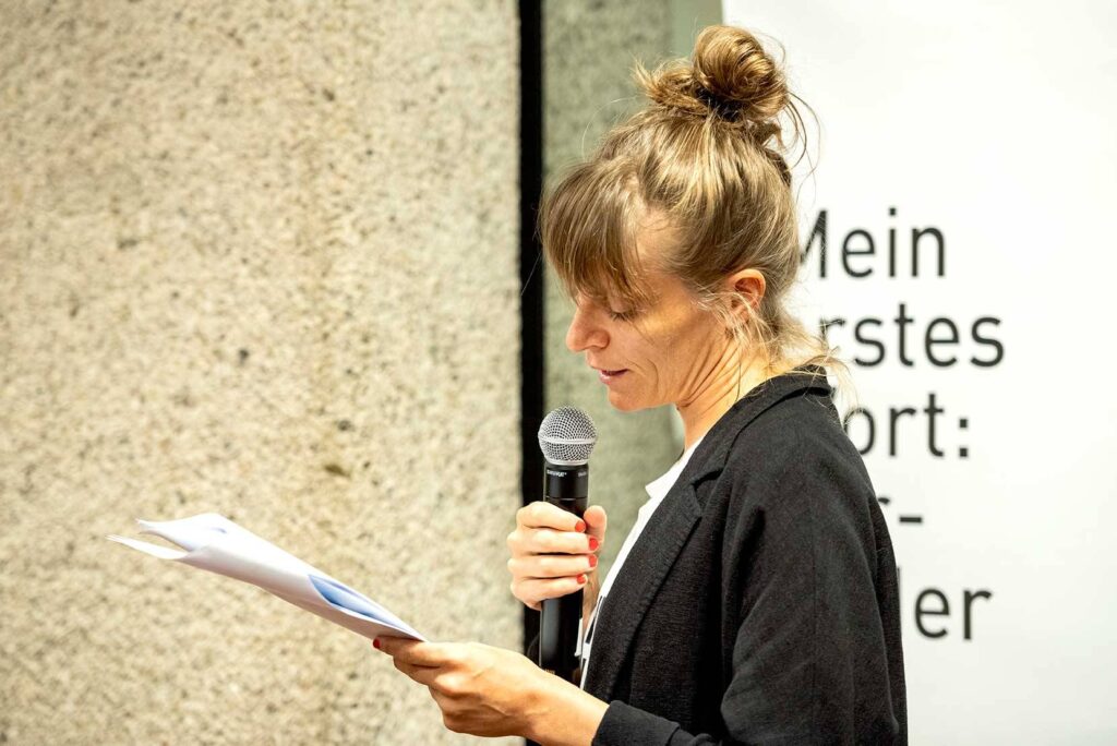 The Golden Pixel Cooperative, „Verhältnisse 5”, Performance, VALIE EXPORT Center Linz, 2019, Foto: Violetta Walkobinger