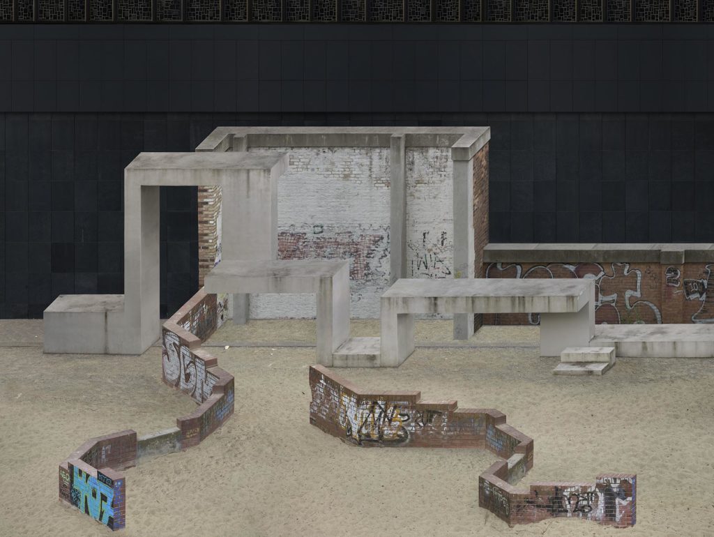 Beate Gütschow, „HC-Serie“, 2018, C-print © Beate Gütschow, VG-Bild-Kunst, Bonn 2025