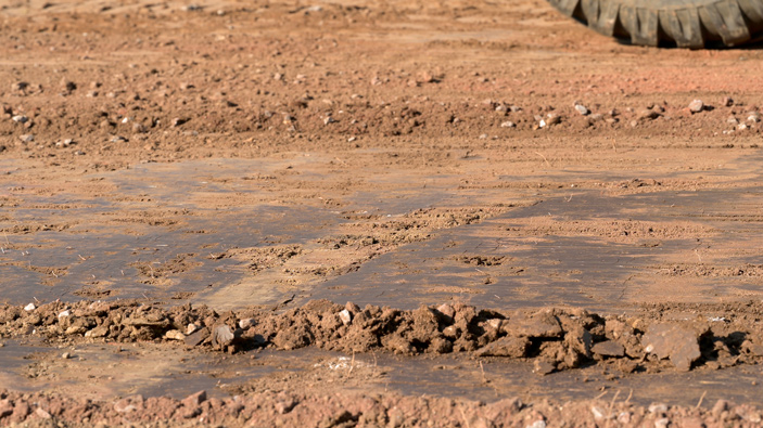 Simona Obholzer, Filmstill aus „DIN 18035“, 2024.