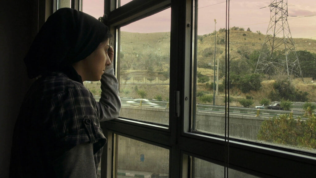 Filmstill aus „Profession: Documentarist“ von Shirin Barghnavard, Firouzeh Khosrovani, Farahnaz Sharifi, Mina Keshavarz, Sepideh Abtahi, Sahar Salahshoor und Nahid Rezaei